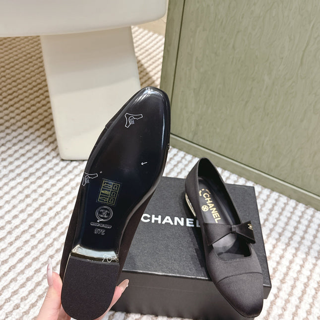 CHANEL 25S MARY JANE BALLET FLATS IN BLACK SILK WITH BOW