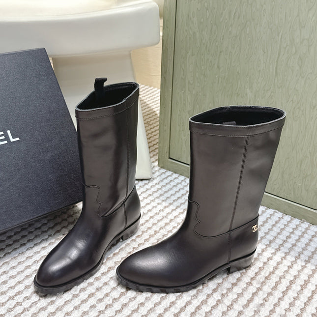 CHANEL 25S MID-CALF BOOTS IN BLACK CALFSKIN