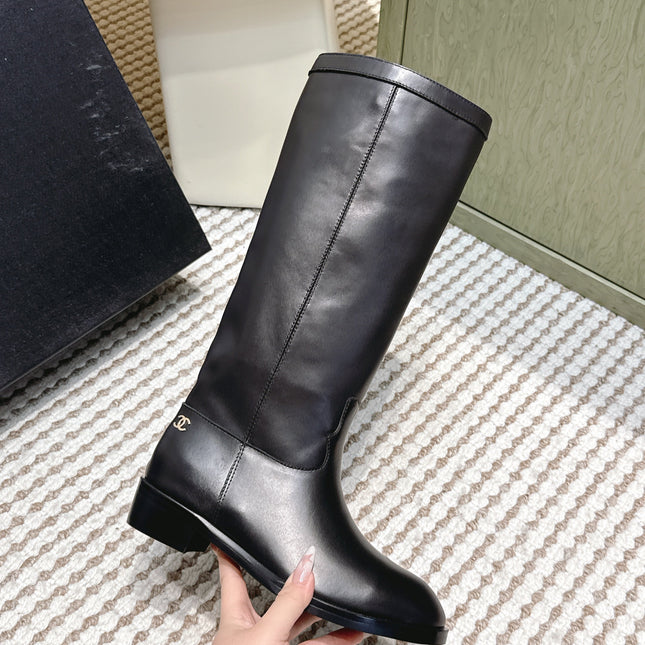 CHANEL 25S KNEE-HIGH BOOTS IN BLACK CALFSKIN