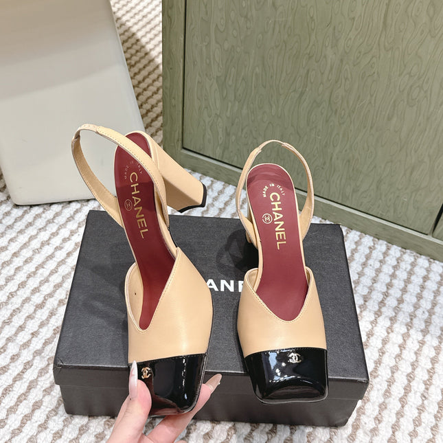 25S HIGH-HEELED SQUARE-TOE SLINGBACK 90MM IN DARK BEIGE AND BLACK CALFSKIN