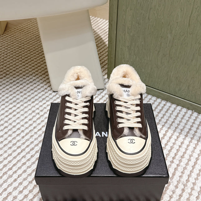 CHANEL 25S THICK-SOLE SNEAKERS 60MM IN DARK BROWN AND BEIGE CALFSKIN WITH FUR LINING