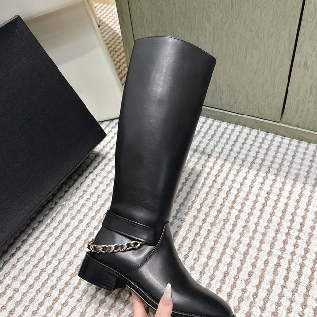 CHANEL 25S MID-CALF BOOTS IN BLACK CALFSKIN WITH ROUND TOE AND ZIPPER