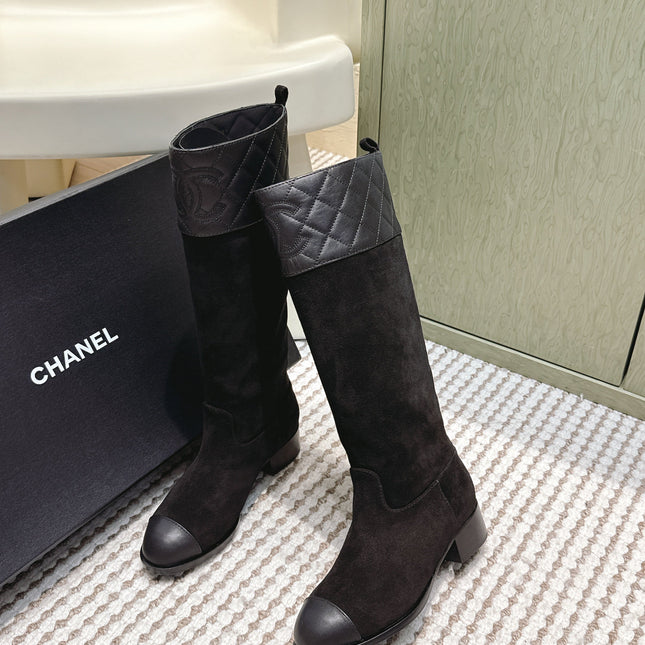 CHANEL 25S HIGH-CALF COWBOY BOOTS IN BLACK SUEDE AND CALFSKIN DIAMOND-QUILTED