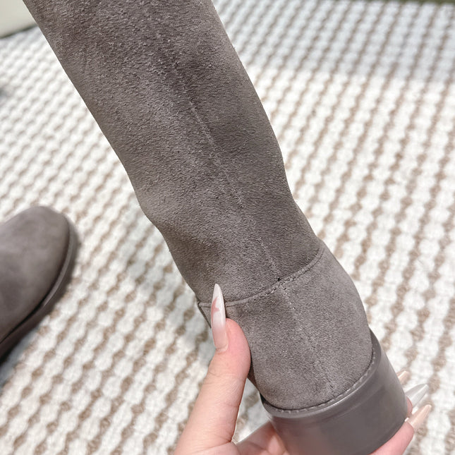 CHANEL 25S KNEE-HIGH BOOTS IN GREY SUEDE GOLD HARDWARE