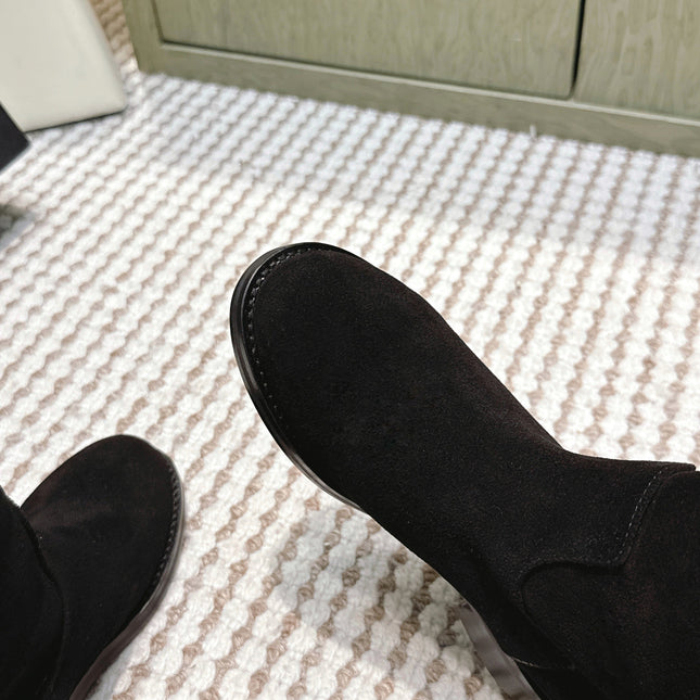 CHANEL 25S KNEE-HIGH BOOTS IN BLACK SUEDE GOLD HARDWARE