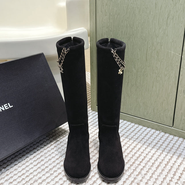 CHANEL 25S KNEE-HIGH BOOTS IN BLACK SUEDE GOLD HARDWARE