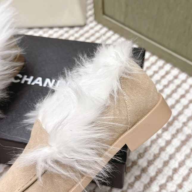 CHANEL 25S LOAFERS MOCCASIN IN BEIGE SUEDE WITH WHITE MINK FUR LINING