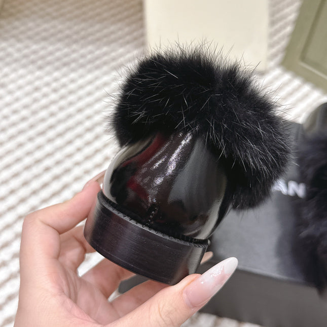 CHANEL 25S LOAFERS MOCCASIN IN BLACK GLOSSY CALFSKIN WITH MINK FUR LINING