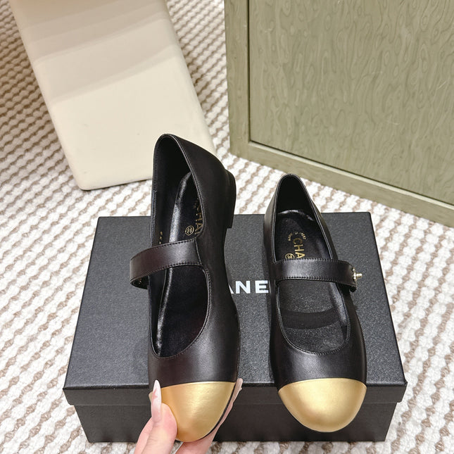 CHANEL 25S MARY JANE FLAT IN BLACK LAMBSKIN WITH YELLOW CAP TOE GOLD HARDWARE
