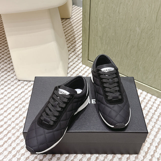 CHANEL 25S SNEAKERS IN BLACK CALFSKIN AND SUEDE