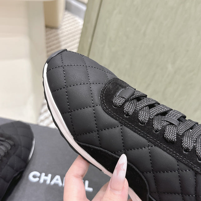 CHANEL 25S SNEAKERS IN BLACK CALFSKIN AND SUEDE