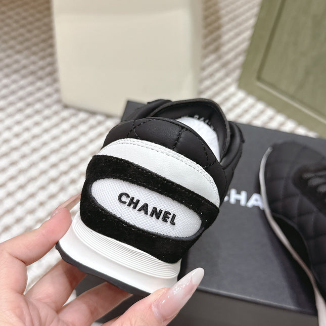 CHANEL 25S SNEAKERS IN BLACK CALFSKIN AND SUEDE