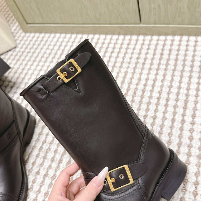 CHANEL 25S CALF-HIGH CHELSEA BOOTS IN BLACK CALFSKIN GOLD HARDWARE