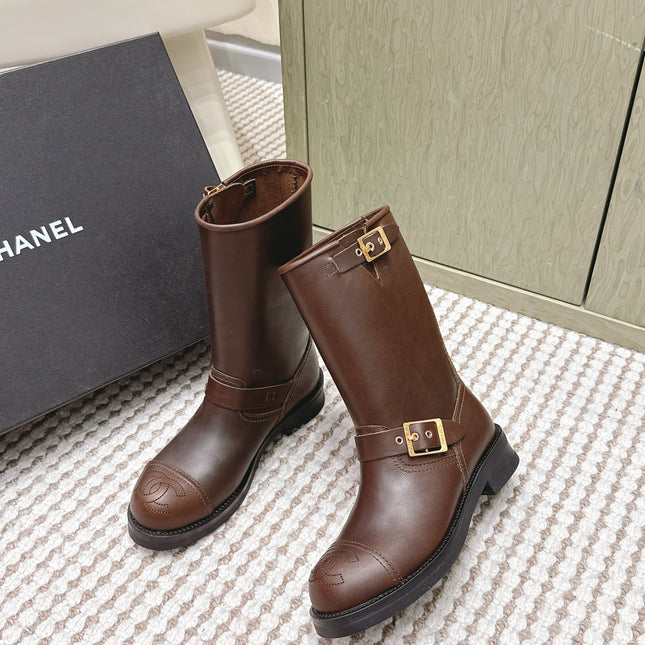 CHANEL 25S CALF-HIGH CHELSEA BOOTS IN BROWN CALFSKIN GOLD HARDWARE