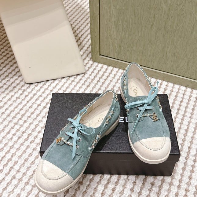 CHANEL 25S MOCCASINS IN LIGHT BLUISH-GRAY AND LIGHT GREY SUEDE