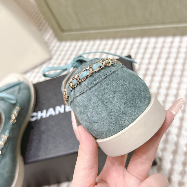 CHANEL 25S MOCCASINS IN LIGHT BLUISH-GRAY AND LIGHT GREY SUEDE