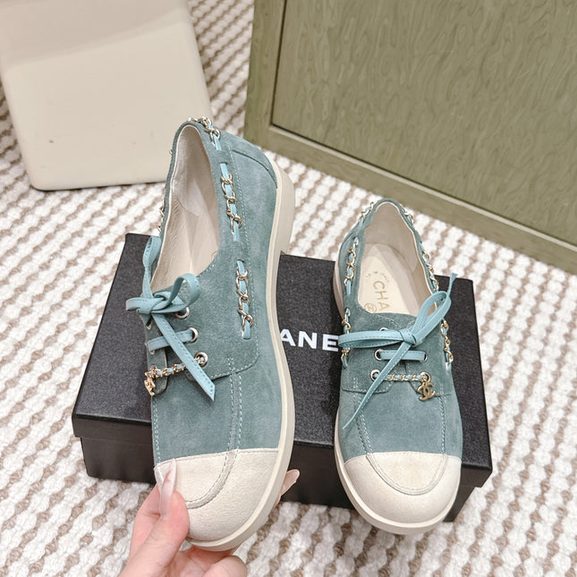 CHANEL 25S MOCCASINS IN LIGHT BLUISH-GRAY AND LIGHT GREY SUEDE