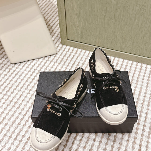 CHANEL 25S MOCCASINS IN BLACK AND LIGHT GREY SUEDE