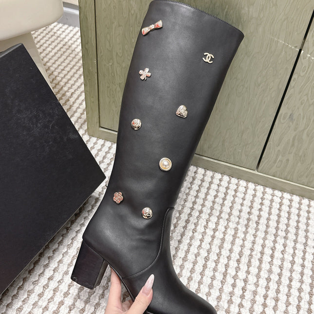 CHANEL 25S KNEE-HIGH BOOTS IN BLACK CALFSKIN WITH RHINESTONES