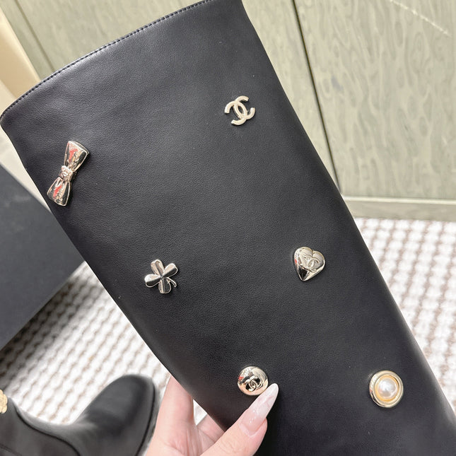 CHANEL 25S KNEE-HIGH BOOTS IN BLACK CALFSKIN WITH RHINESTONES