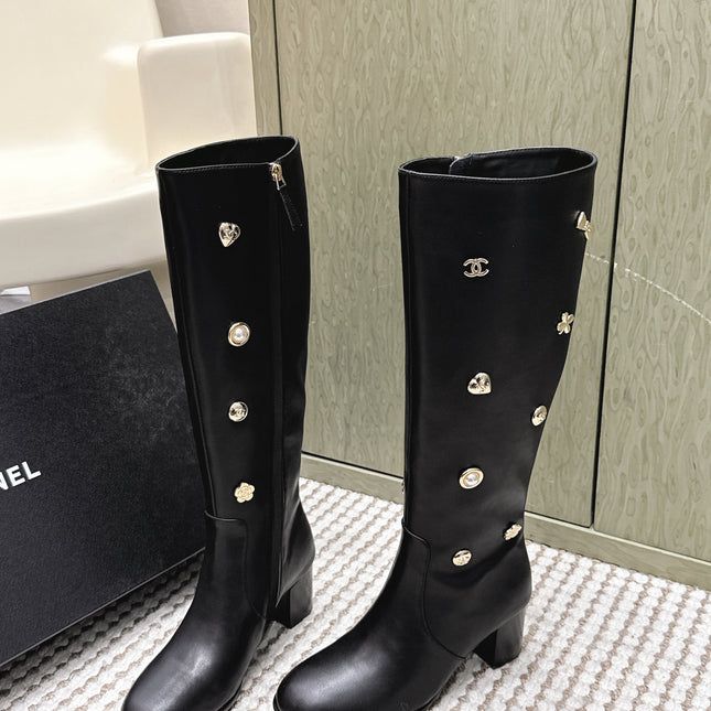 CHANEL 25S KNEE-HIGH BOOTS IN BLACK CALFSKIN WITH RHINESTONES