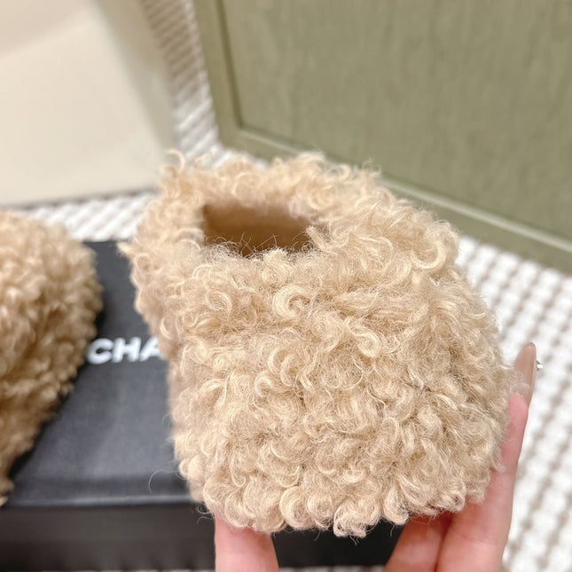 CHANEL 25S CLASSIC FURRY SLIDES IN LIGHT BROWN WITH DOUBLE C LOGO