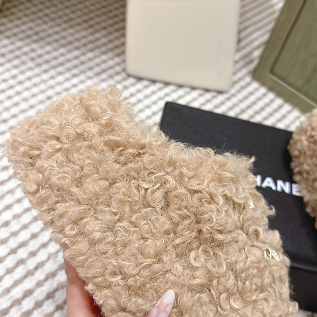 CHANEL 25S CLASSIC FURRY SLIDES IN LIGHT BROWN WITH DOUBLE C LOGO