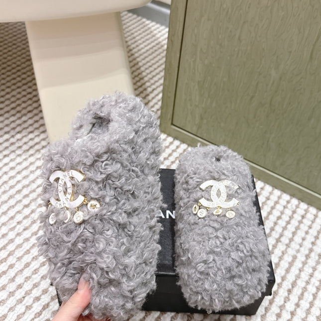 CHANEL 25S CLASSIC FURRY SLIDES IN GRAY WITH DOUBLE C LOGO