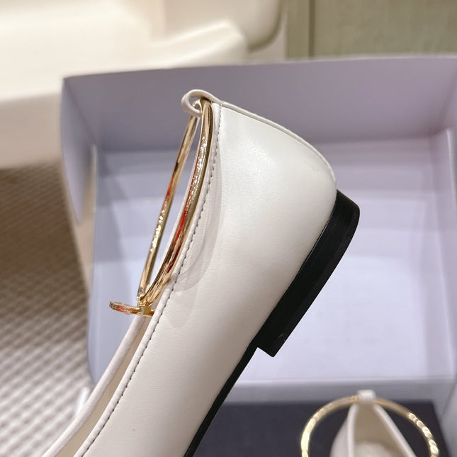 CHANEL 25S BALLERINA SHOES IN WHITE AND BLACK CALFSKIN GOLD HARDWARE