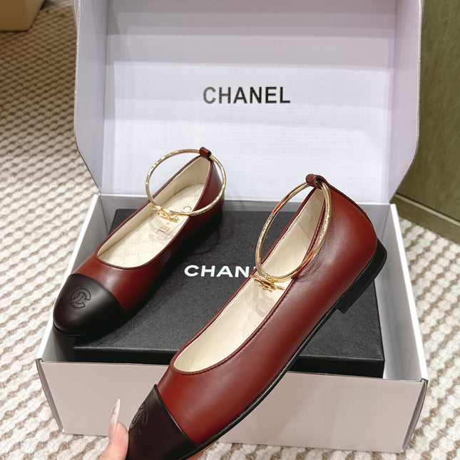 CHANEL 25S BALLERINA SHOES IN MAROON RED AND BLACK CALFSKIN GOLD HARDWARE