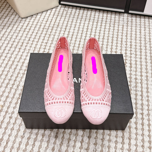 CHANEL 26S BALLET FLATS IN LIGHT PINK MESH AND FABRIC