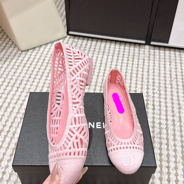 CHANEL 26S BALLET FLATS IN LIGHT PINK MESH AND FABRIC