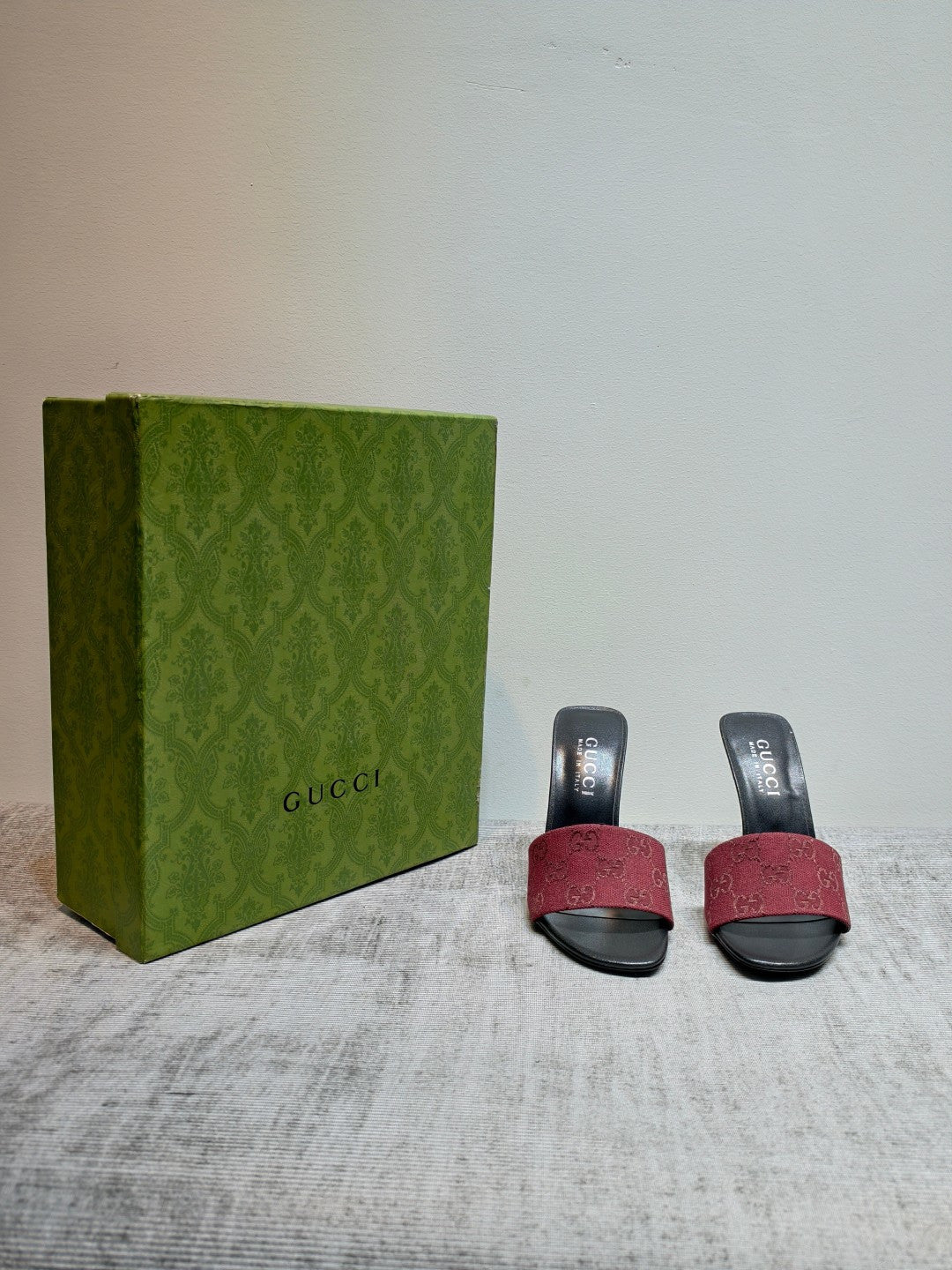 GUCCI 26S MULE SANDALS 110MM IN DARK RED GG CANVAS
