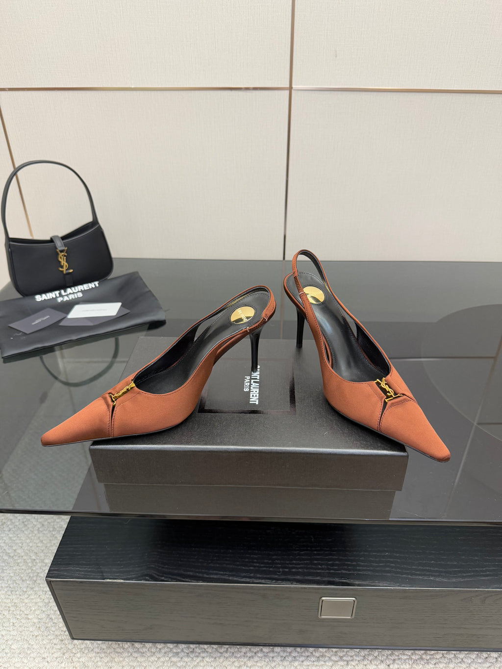 YSL 25S SLINGBACK HIGH HEELS 90 MM IN COGNAC BROWN SATIN WITH GOLD HARDWARE STYLE 15