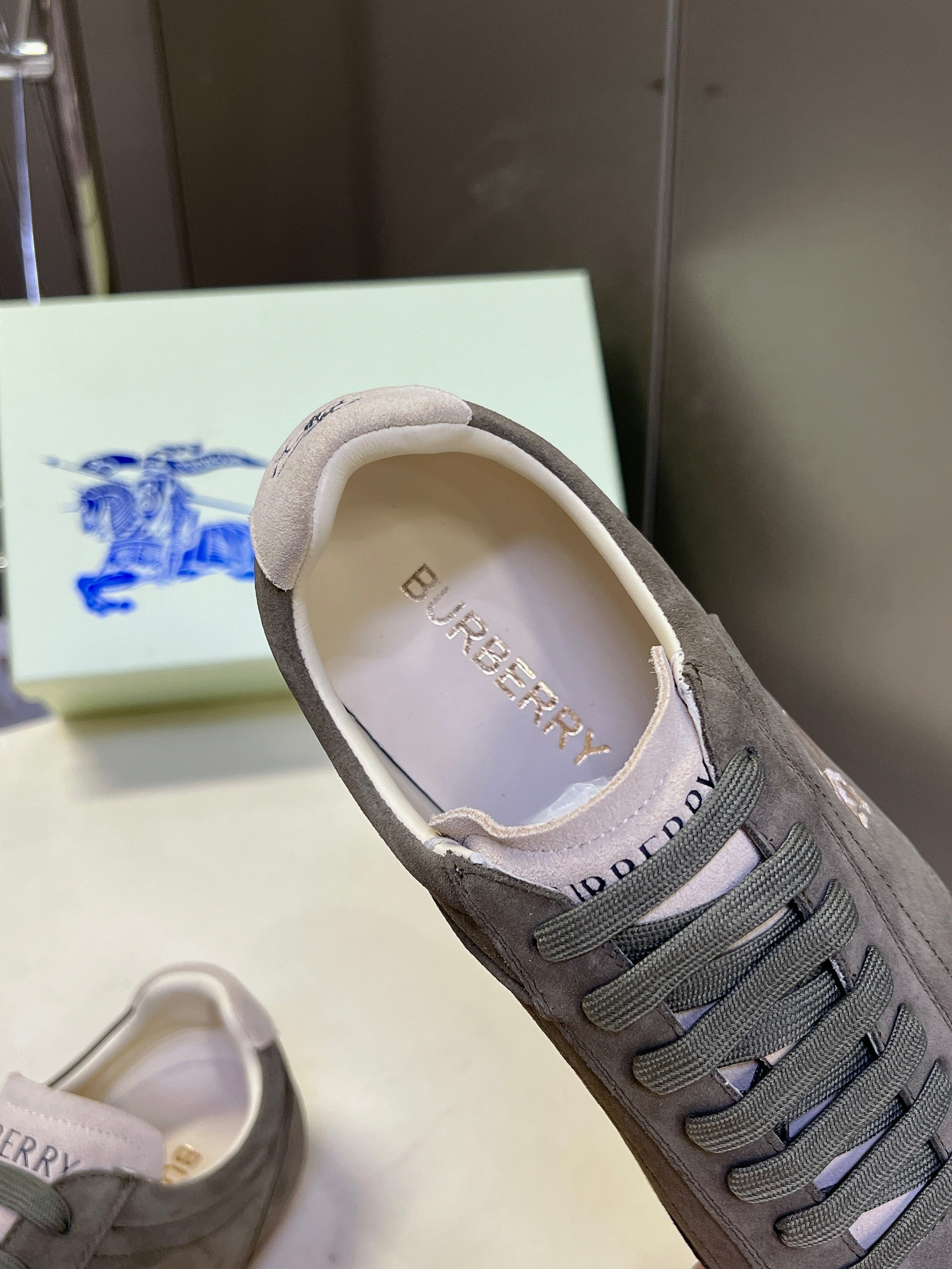 BURBERRY 26S LOW TOP SNEAKERS IN ASH GREY SUEDE