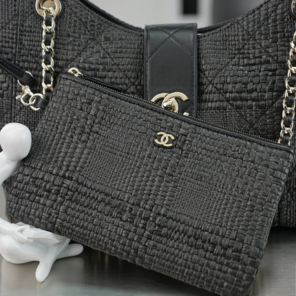 CHANEL 25S SHOULDER BAG 32 IN BLACK RAFFIA AND CALFSKIN GOLD HARDWARE