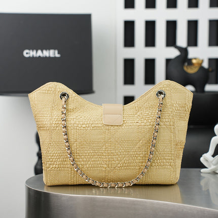CHANEL 25S SHOULDER BAG 32 IN NATURAL RAFFIA AND CALFSKIN GOLD HARDWARE