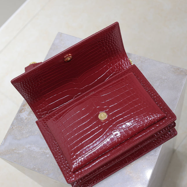 YSL 25S SUNSET MEDIUM 22 IN CRIMSON RED CROCODILE-EMBOSSED CALFSKIN GOLD HARDWARE