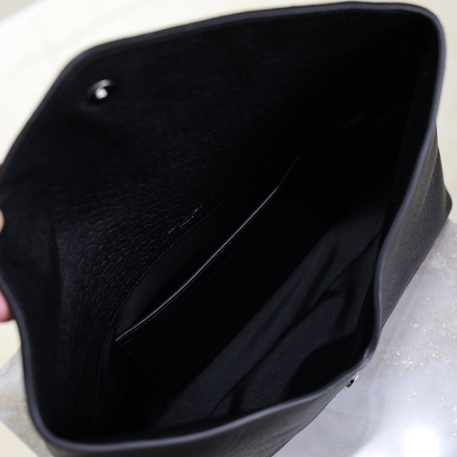 YSL 25S CASSANDRE LARGE ENVELOPE POUCH 29 IN BLACK CALFSKIN GRAY HARDWARE
