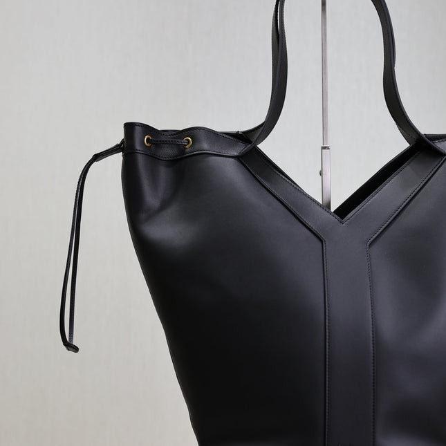 YSL 25S Y LARGE HOBO 50 IN BLACK CALFSKIN GOLD HARDWARE