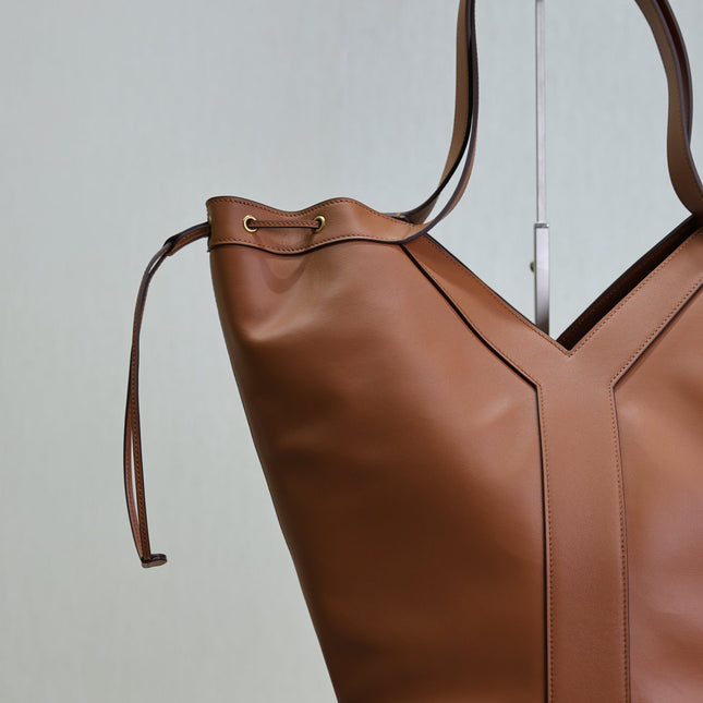 YSL 25S Y LARGE HOBO 50 IN CARAMEL CALFSKIN GOLD HARDWARE