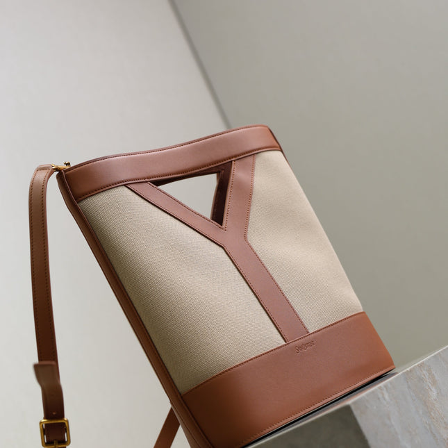 YSL 25S Y SMALL BUCKET 29 IN DESERT DUST AND BRICK CANVAS GOLD HARDWARE