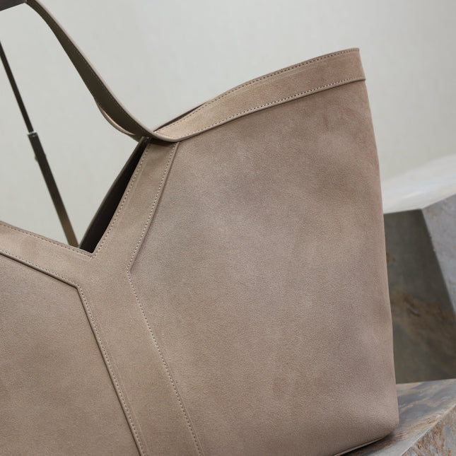 YSL 25S Y MAXI TOTE 50 IN DRY GRAIN SUEDE GOLD HARDWARE