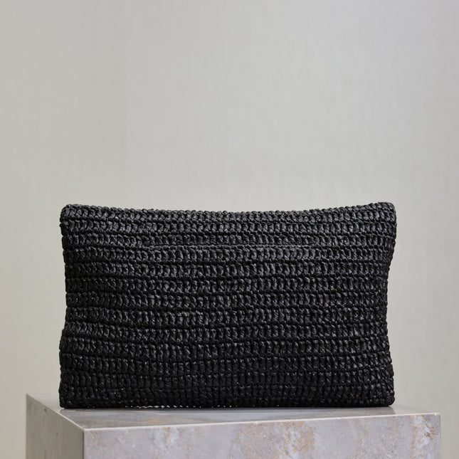 YSL 25S CASSANDRE LARGE ENVELOPE POUCH 29 IN BLACK RAFFIA GOLD HARDWARE