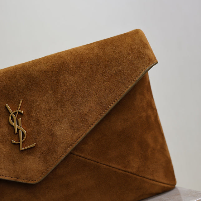 YSL 25S CASSANDRE LARGE ENVELOPE POUCH 29 IN BURNT UMBER SUEDE GOLD HARDWARE