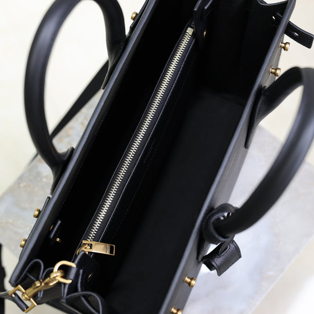 YSL 25S SAC DE JOUR GM 32 IN BLACK SUPPLE GRAINED CALFSKIN GOLD HARDWARE