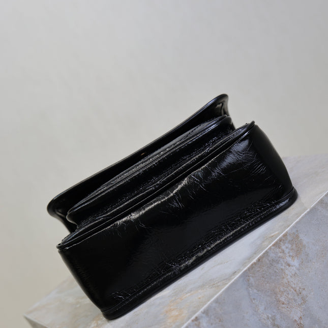 YSL 25S NIKI BAG 22 IN BLACK GLOSSY CALFSKIN GOLD HARDWARE