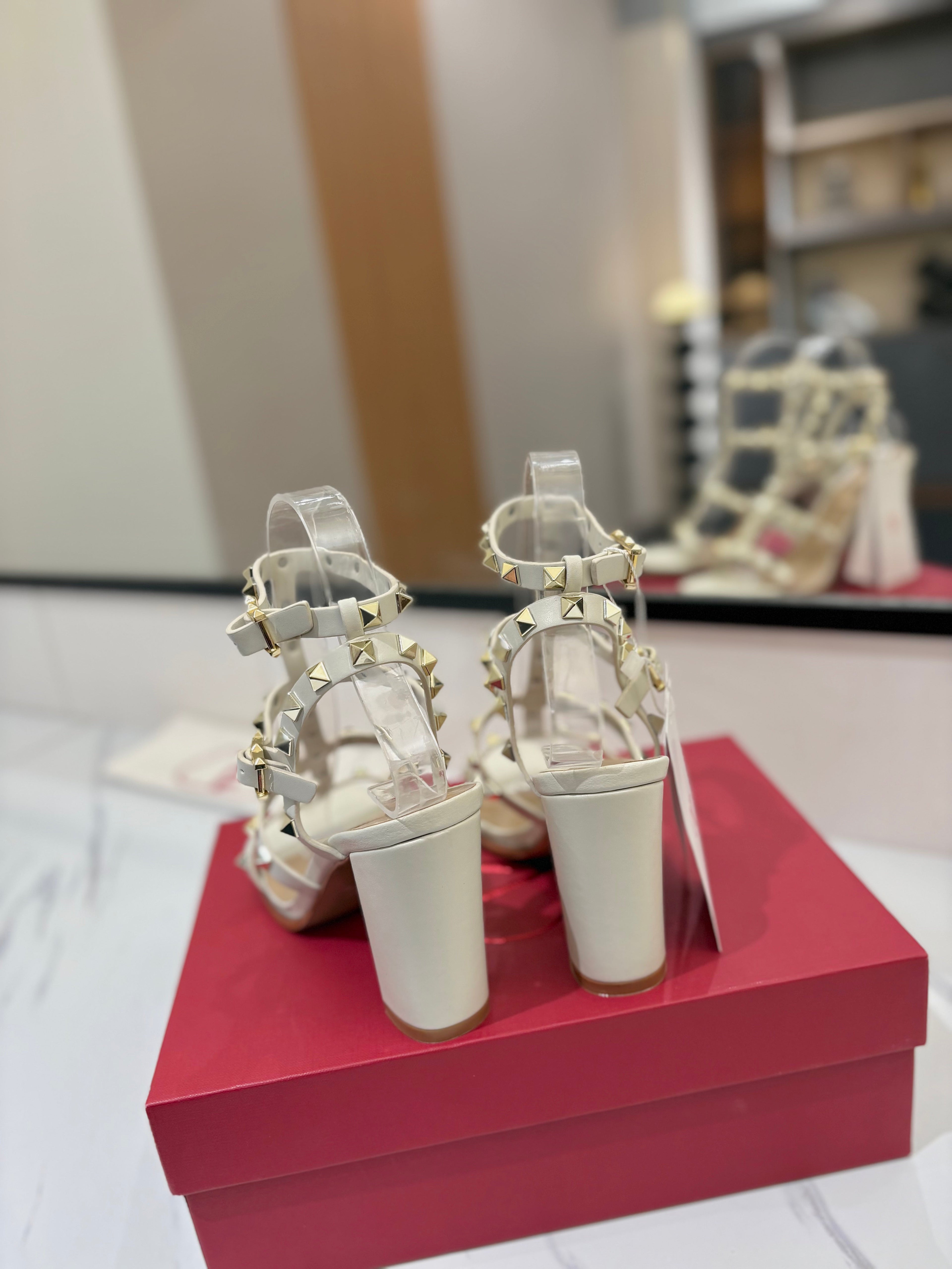 VALENTINO 26S STUDDED HIGH HEEL SANDALS 90 MM IN CREAM WHITE CALFSKIN