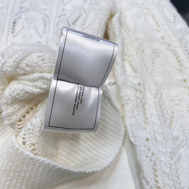 CHANEL 25S LONG-SLEEVE SWEATER 441
