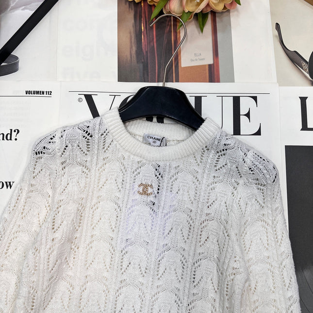 CHANEL 25S LONG-SLEEVE SWEATER 441
